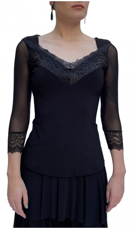 Anna Blouse w/Lace Detail