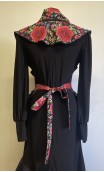 Conjunto Delantal y Pañuelo Negro Floral