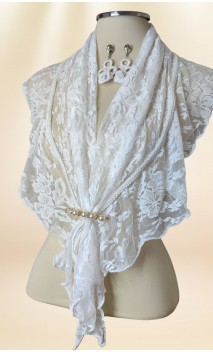 Lenço de Renda Branco, Brincos de Crochet e Broche