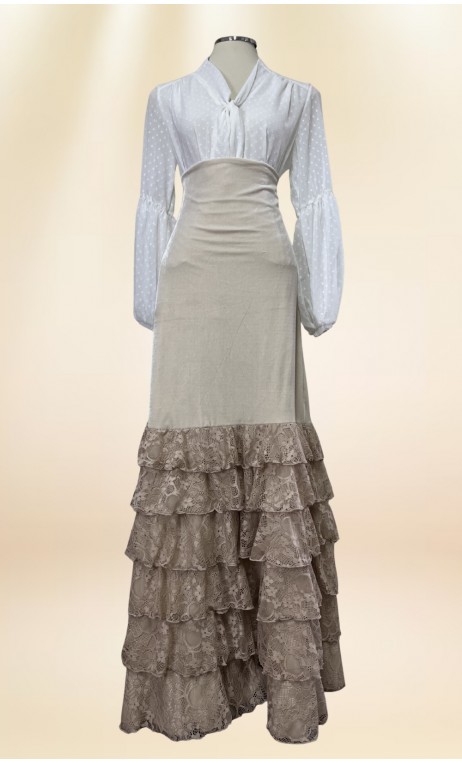 Falda Flamenca de Terciopelo Beige c/Volantes de Encajes y Crepe