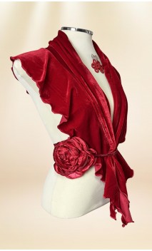 Conjunto Xale de Veludo, Brincos e Flor com Fios de Renda