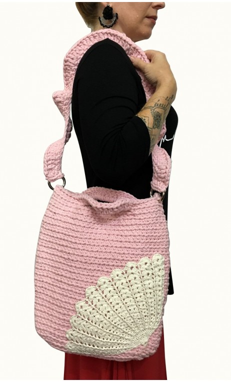 Rose w/Light Beige Crochet Bag