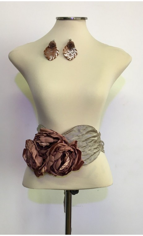 Beige Earrings & 3 Flowers Belt Set